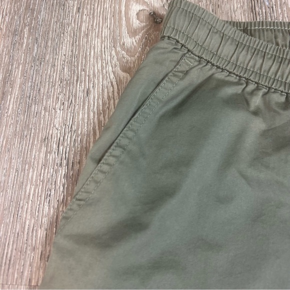 Tahari Green Cargo Parachute Pants - Picture 5 of 11